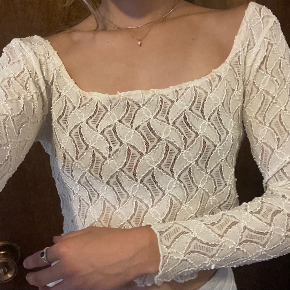 Long sleeve lace top